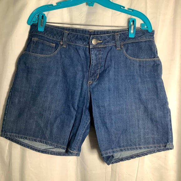 Cabela’s Womens’ Durable Denim Shorts  (12) - Picture 1 of 3